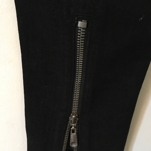 Black Skinny Jeans with Back Ankle Zipper, Size 28 - Picture 5 of 7